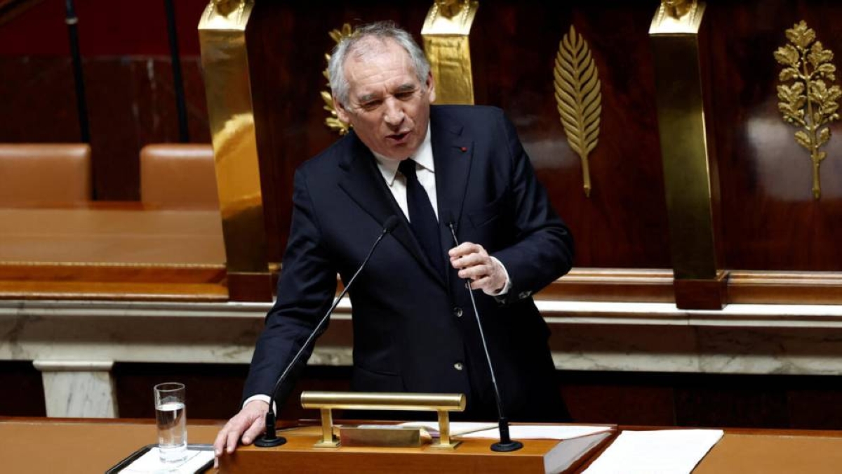 حكومة «بايرو» على المحك اليوم.. هل يحجب البرلمان الفرنسي الثقة عنها؟ حكومة «بايرو» على المحك اليوم.. هل يحجب البرلمان الفرنسي الثقة عنها؟