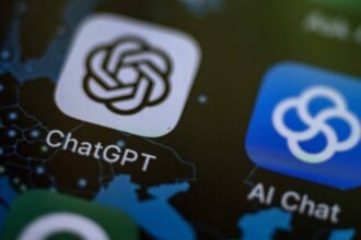 شات بوت يثير أزمة.. هل يشكّل الذكاء الاصطناعي خطراً على البشرية؟ شات بوت يثير أزمة.. هل يشكّل الذكاء الاصطناعي خطراً على البشرية؟