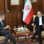 عراقجي يلتقي غروسي في القاهرة لإنقاذ الملف النووي