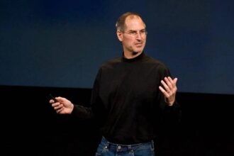 إرث ستيف جوبز وفلسفة الابتكار قبل ساعات من كشف iPhone 17 إرث ستيف جوبز وفلسفة الابتكار قبل ساعات من كشف iPhone 17