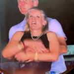 فضيحة «العناق الشهير»: نهاية زواج المسؤولين التنفيذيين (((( تُلاحَظ الصورة الأولى)))))