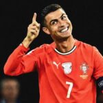 أرهق كاتب التاريخ.. رونالدو يعادل رقماً أسطورياً