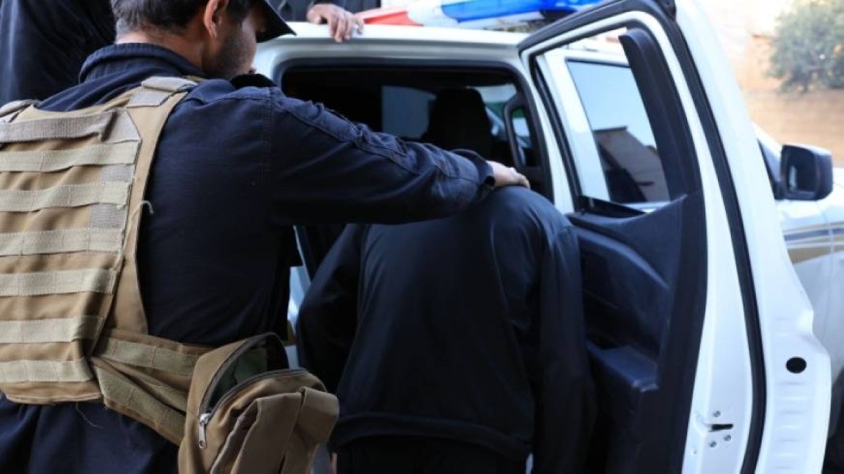 الأمن السوري يضبط خلية لحزب الله في دمشق الأمن السوري يضبط خلية لحزب الله في دمشق