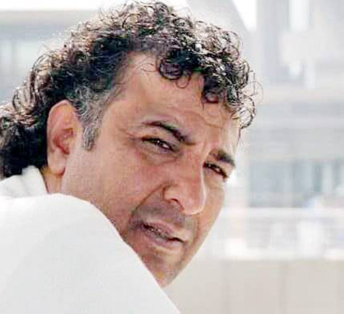 «الساعة ساعتك».. «الساعة ساعتك»..