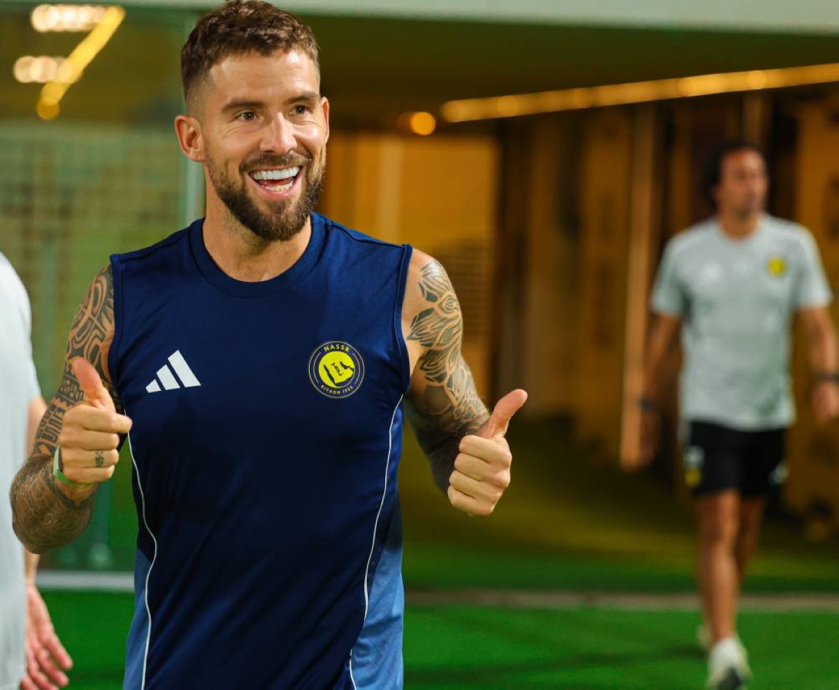 أنفقت 2,7 مليار.. أندية دوري روشن تجذب أنظار العالم بـفترة «الانتقالات الصيفية» أنفقت 2,7 مليار.. أندية دوري روشن تجذب أنظار العالم بـفترة «الانتقالات الصيفية»