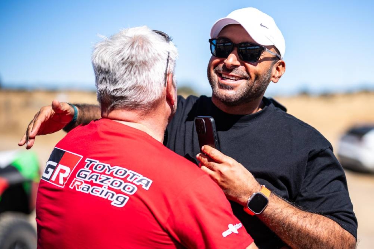 لم توقفه الإصابة.. يزيد الراجحي خلف المقود مجدداً من أجل إنجاز جديد