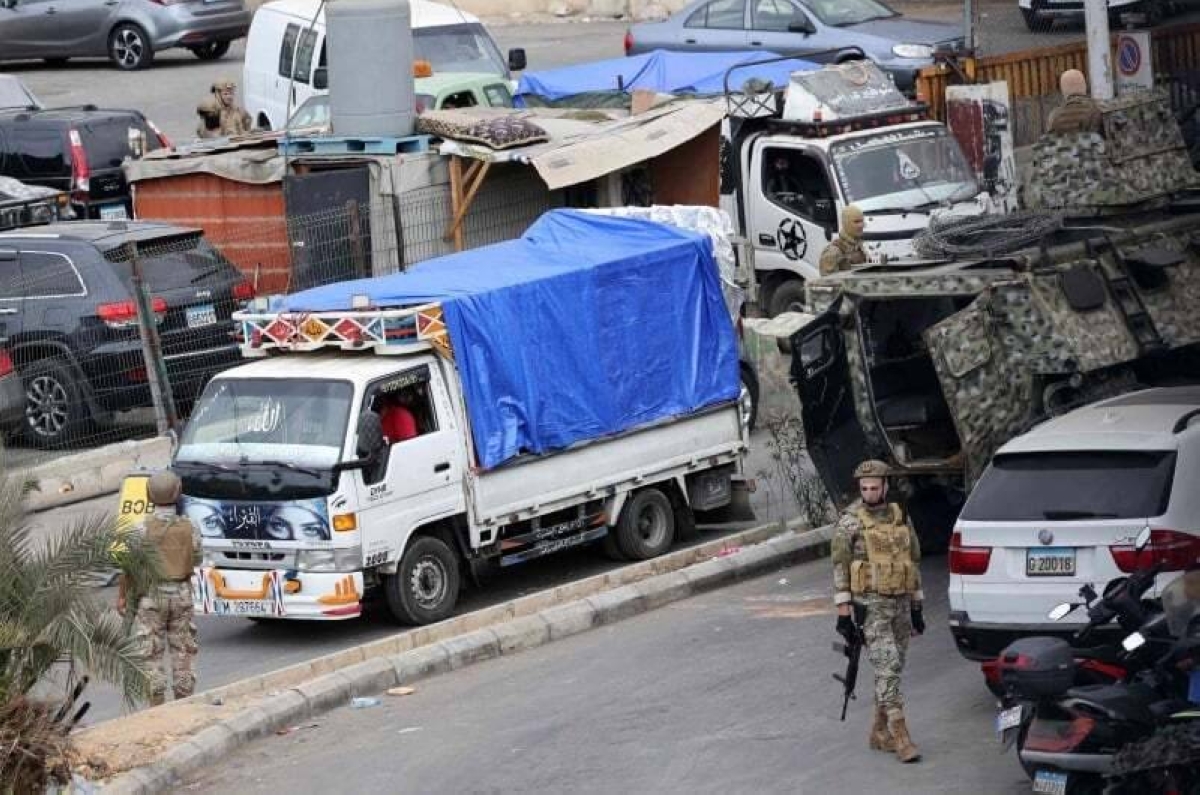 الجيش اللبناني يتسلّم دفعات من السلاح الثقيل في عين الحلوة والبداوي