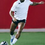 هتان يطمح في تحقيق «النصر» للخلود