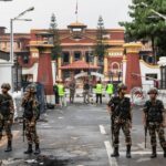 الرئيس النيبالي يعين امرأة رئيسة للوزراء ويحل البرلمان