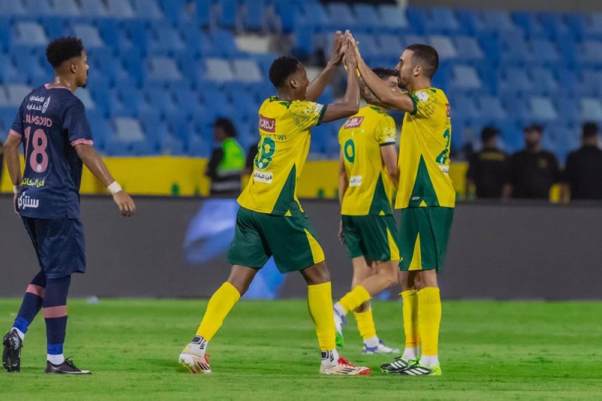حقق فوزه الثاني .. الخليج يبتلع الفيحاء ويزاحم على الصدارة حقق فوزه الثاني .. الخليج يبتلع الفيحاء ويزاحم على الصدارة
