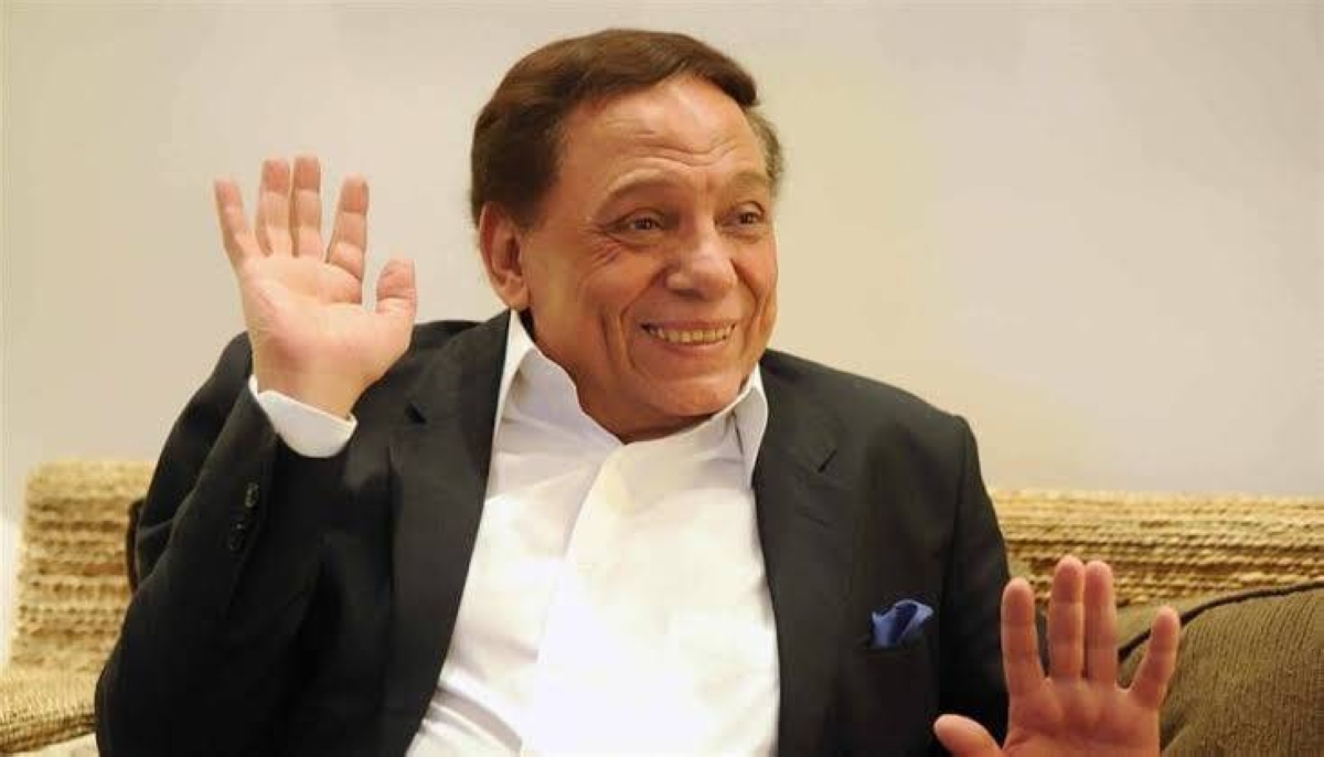 شقيق عادل إمام يكشف لـ «عكاظ» تفاصيل بناء الزعيم مسجداً بجوار فيلته في القاهرة شقيق عادل إمام يكشف لـ «عكاظ» تفاصيل بناء الزعيم مسجداً بجوار فيلته في القاهرة