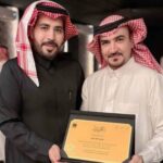 «رَقف» يكرّم المخرج أيمن العلي تقديراً لإبداعه السينمائي بعسير