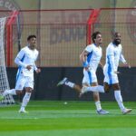 نيوم يحقق انتصاراً تاريخياً في دوري المحترفين