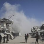 إسرائيل تكثّف هجماتها في القطاع.. ومستشفيات غزة بلا «دماء»