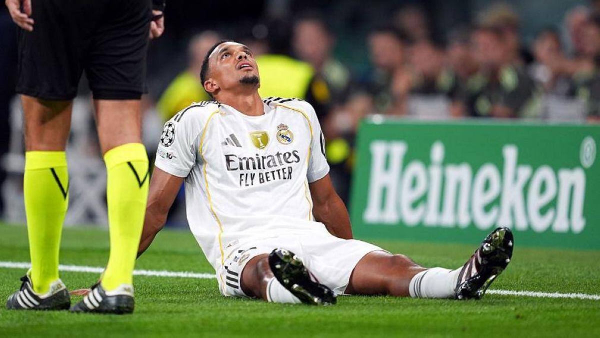 الإصابة تبعد أرنولد عن ريال مدريد 8 أسابيع