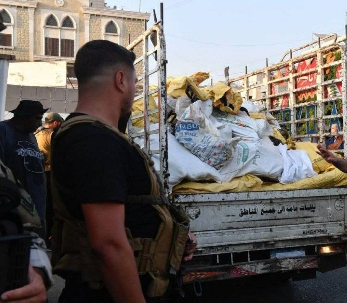 نزع السلاح الفلسطيني في لبنان..إنجازات ميدانية وتساؤلات مؤجلة نزع السلاح الفلسطيني في لبنان..إنجازات ميدانية وتساؤلات مؤجلة