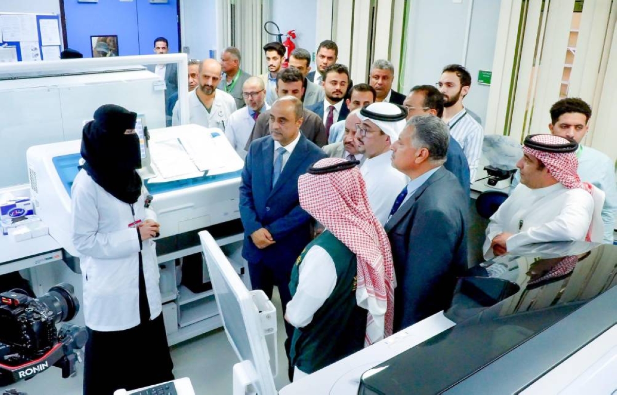 الرئيس اليمني: نشكر الملك سلمان وولي عهده على دعم موازنة الدولة الرئيس اليمني: نشكر الملك سلمان وولي عهده على دعم موازنة الدولة