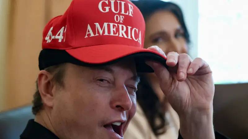 إيلون ماسك يثير غضب بريطانيا.. دعوات جديدة للاعتقال