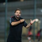 سييرا يغلق المساحات أمام الاتحاد