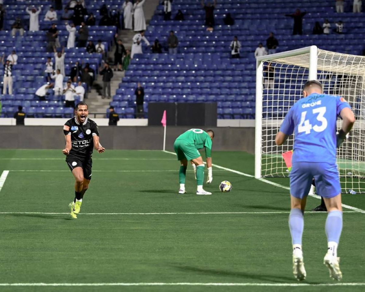 جابر لـ«عكاظ»: كاراسكو دوّخ 6 مدافعين أبهاويين جابر لـ«عكاظ»: كاراسكو دوّخ 6 مدافعين أبهاويين