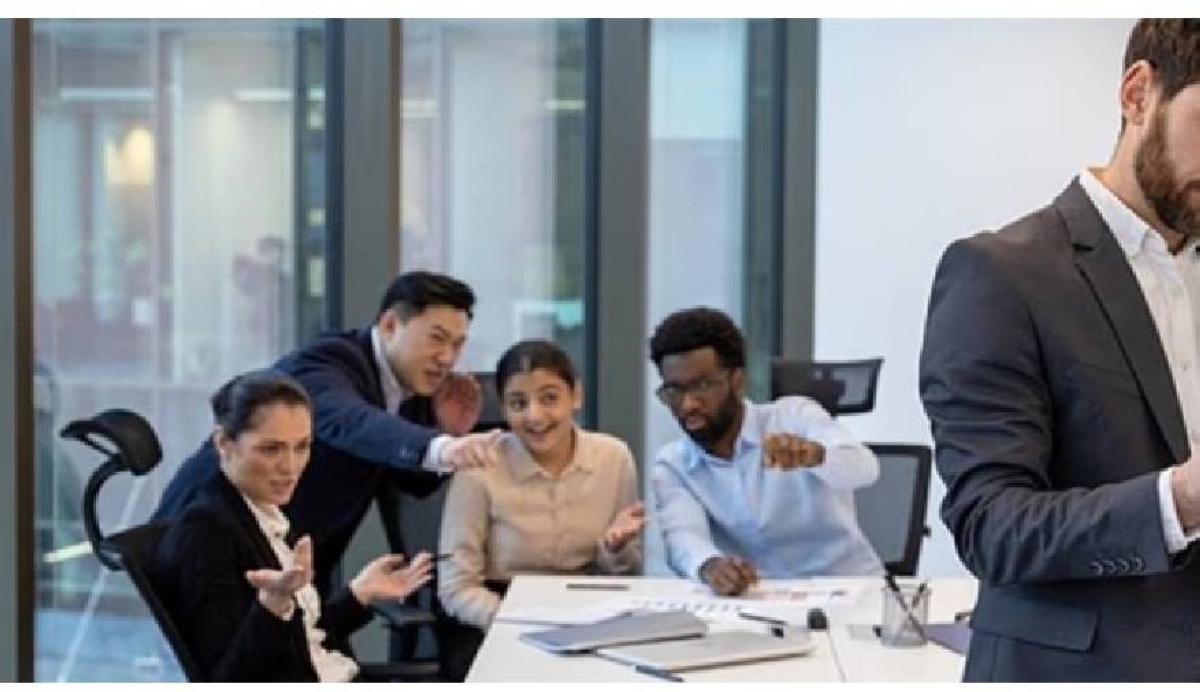 دراسة: الذكاء الاصطناعي يضعف ثقة الموظفين