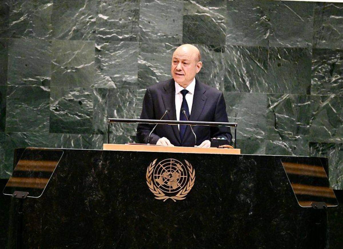 في خطابه بالأمم المتحدة.. الرئيس اليمني: السلام لا يستجدى بل يفرض بالقوة