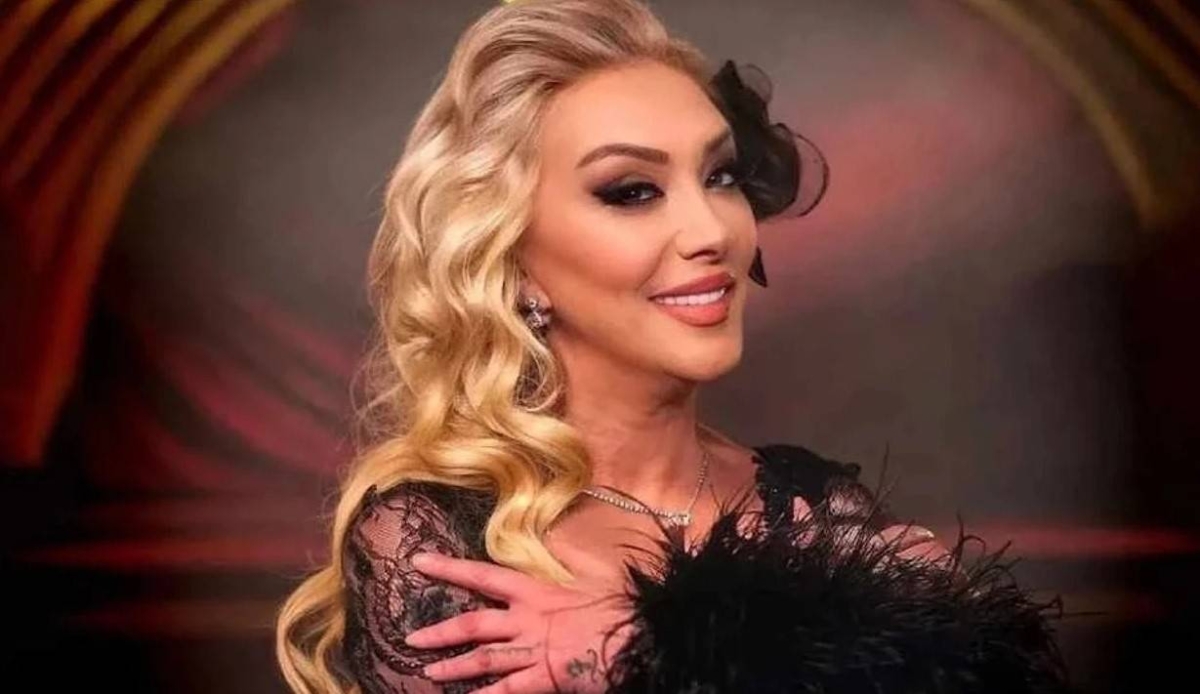 مقتل مغنية تركية شهيرة.. وابنها ينفي شائعة انتحارها مقتل مغنية تركية شهيرة.. وابنها ينفي شائعة انتحارها