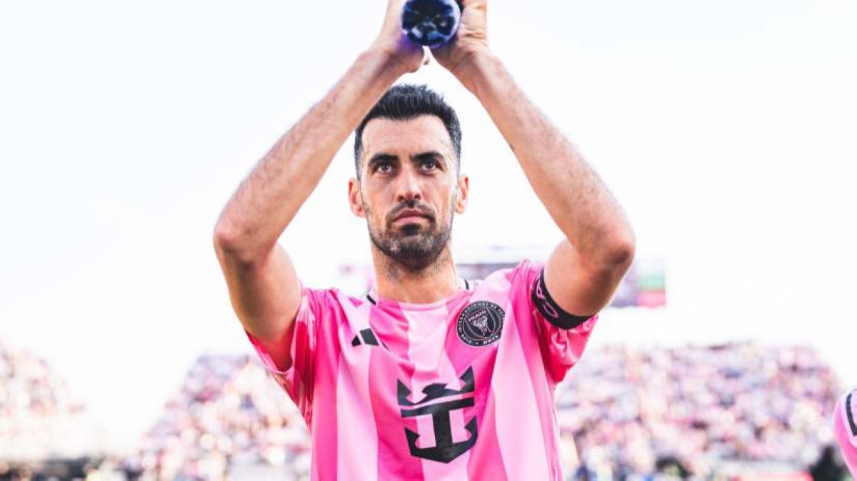 بوسكيتس يعلن اعتزاله نهاية الموسم الحالي