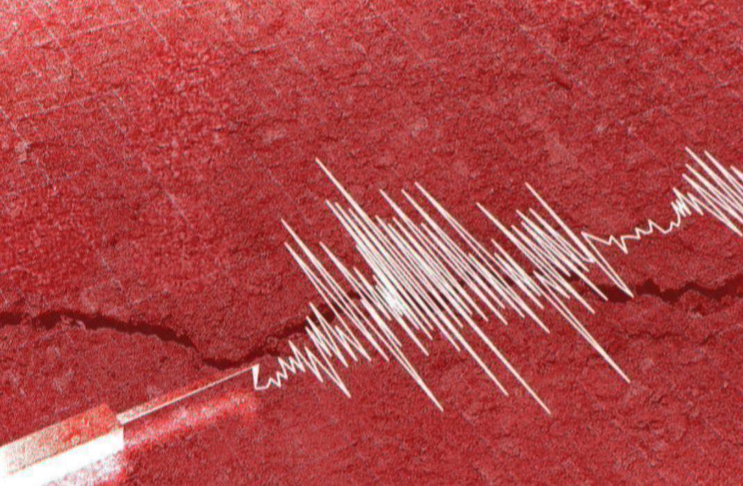 زلزال بقوة 5.4 درجة يهز غرب تركيا ويثير قلق السكان زلزال بقوة 5.4 درجة يهز غرب تركيا ويثير قلق السكان