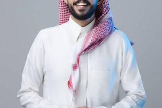 المنشد ابن دخنة لـ «عكاظ»: كثير من المنشدين أساؤوا للإنشاد بهدف الشهرة.. والألبومات«موضة قديمة»
