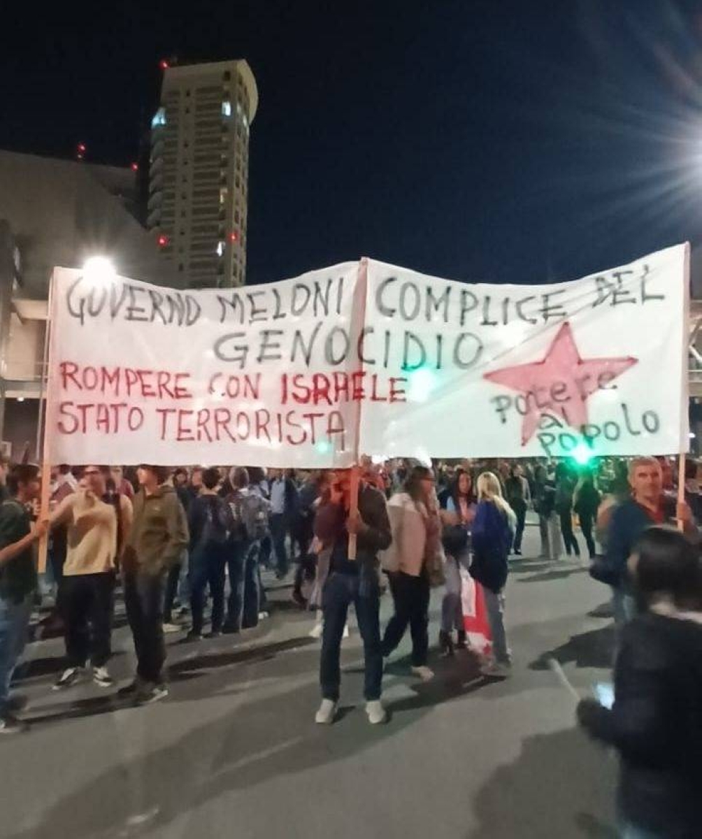 جنوة تحتفل بإيقاف «سفينة الموت» الإسرائيلية