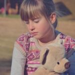 دراسة أمريكية تحذّر: التوتر في مرحلة الطفولة يهدد الصحة عند البلوغ