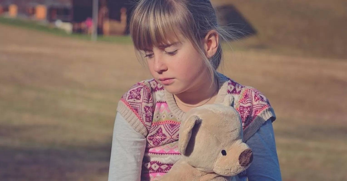 دراسة أمريكية تحذّر: التوتر في مرحلة الطفولة يهدد الصحة عند البلوغ