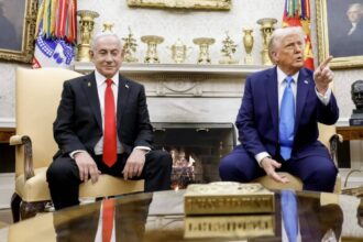 ترمب يهدد بالانقلاب على نتنياهو: اقبل السلام أو واجه انشقاقاً أمريكياً علنياً