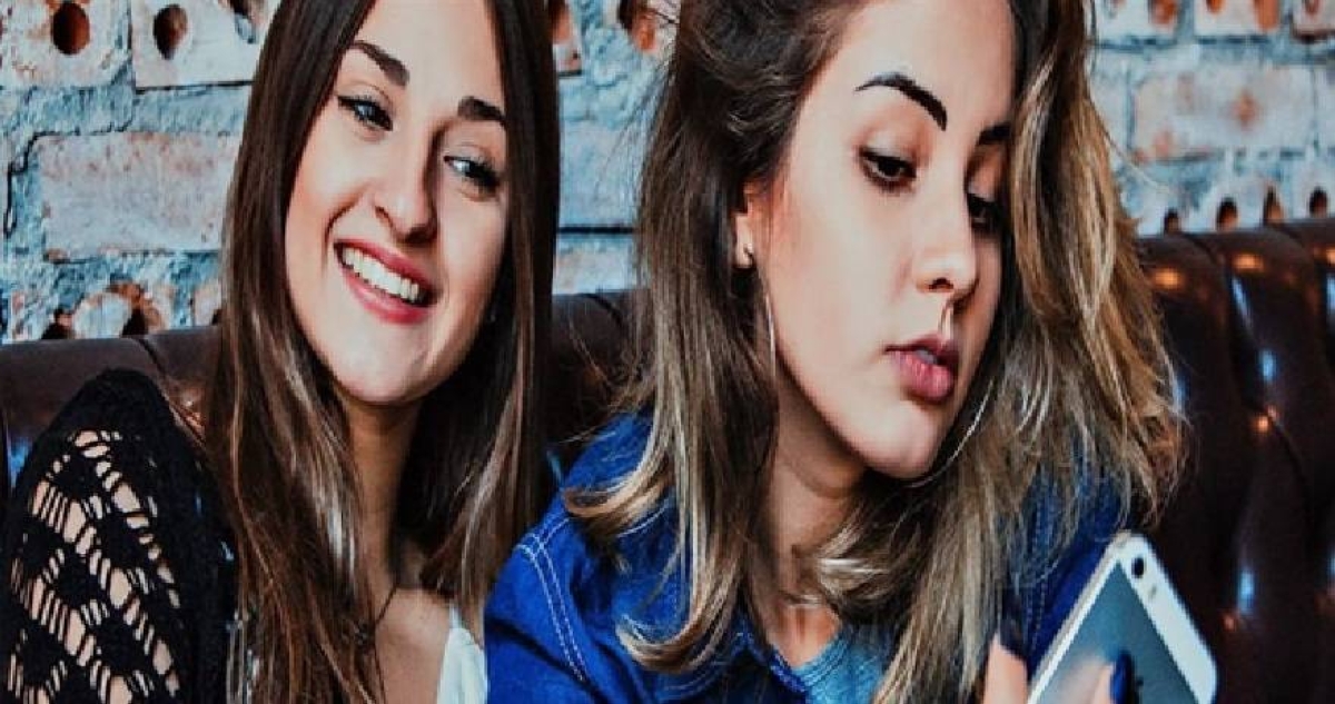 7 إشارات تكشف الصديق الزائف بسرعة