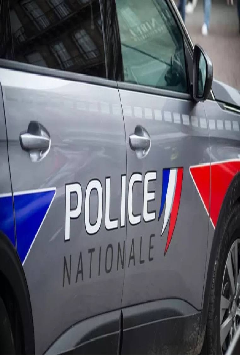 سقوط مفاجئ.. العثور على سفير جنوب أفريقيا ميتاً في باريس سقوط مفاجئ.. العثور على سفير جنوب أفريقيا ميتاً في باريس