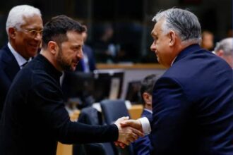 أوروبا تروّج لأوكرانيا.. جهود دبلوماسية لتهدئة المجر ودعم الانضمام للاتحاد