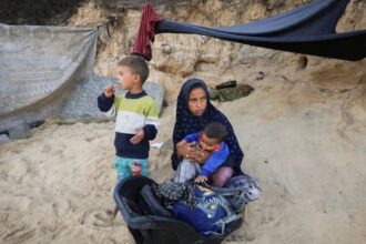 طلبت إيضاحات.. مصدر فلسطيني: حماس تتحفظ على خطة إنهاء الحرب