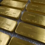 الذهب يواصل الارتفاع القياسي