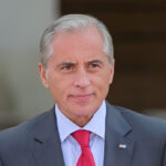 رئيس الوزراء في اتصال هاتفي مع نظيره القطري يؤكد رفض الأردن وإدانته الشديدة للعدوان الإسرائيلي على قطر