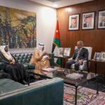 رئيس الوزراء يستقبل رئيس اتحاد الغرف التجارية السعودية