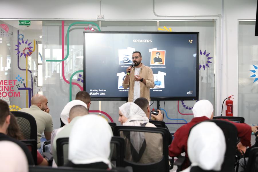 منصّة زين للإبداع تعقد ورشة عمل حول صناعة المحتوى المؤثر منصّة زين للإبداع تعقد ورشة عمل حول صناعة المحتوى المؤثر