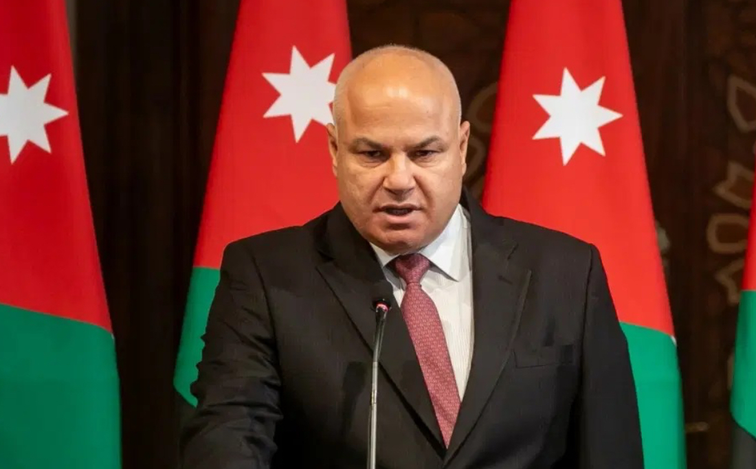 وزير العمل يوجه بدراسة إجراءات مديريتي العاملين بالمنازل والعمالة غير الأردنية وزير العمل يوجه بدراسة إجراءات مديريتي العاملين بالمنازل والعمالة غير الأردنية