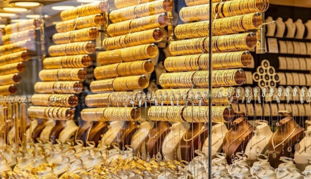 74 دينارا و 40 قرشا سعر الذهب عيار 21 بالسوق المحلية 74 دينارا و 40 قرشا سعر الذهب عيار 21 بالسوق المحلية