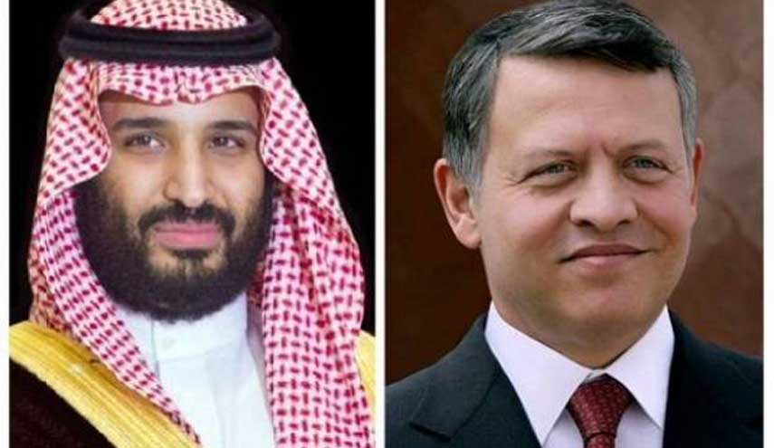 الملك لابن سلمان: ضرورة حشد موقف دولي لوقف انتهاكات إسرائيلية لسيادة الدول العربية الملك لابن سلمان: ضرورة حشد موقف دولي لوقف انتهاكات إسرائيلية لسيادة الدول العربية