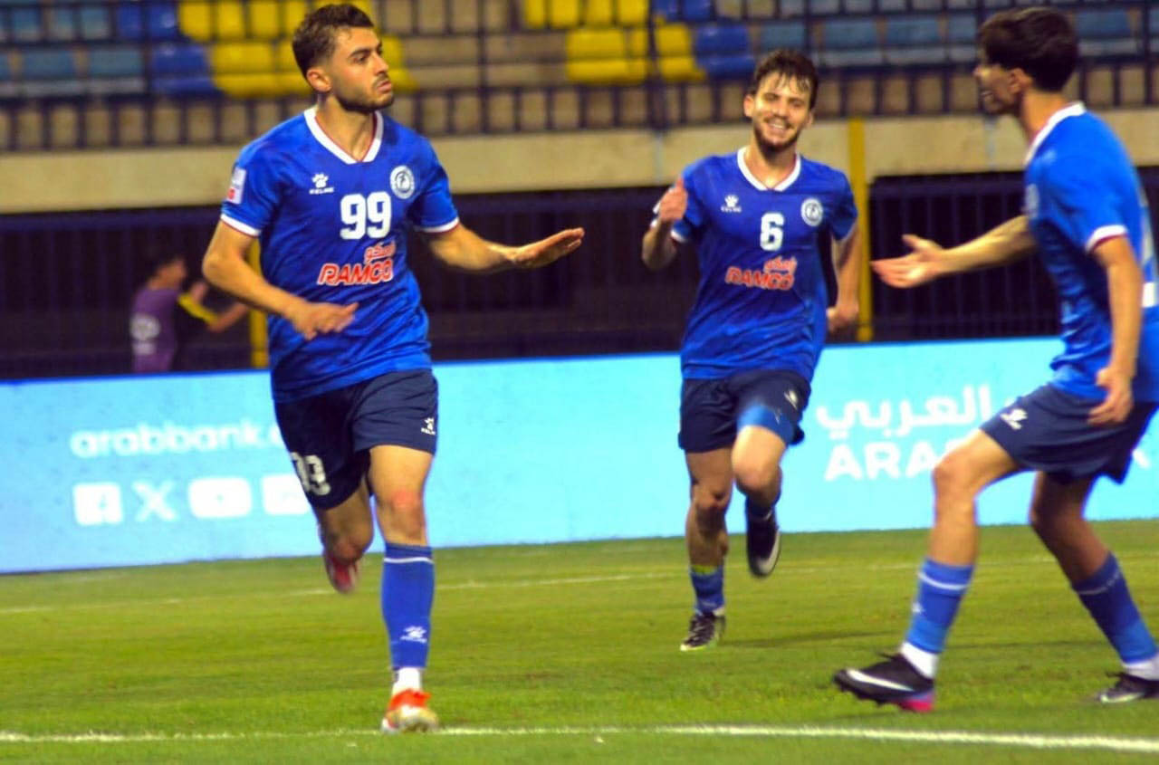 الرمثا يفوز على السرحان وينفرد بصدارة دوري المحترفين الرمثا يفوز على السرحان وينفرد بصدارة دوري المحترفين