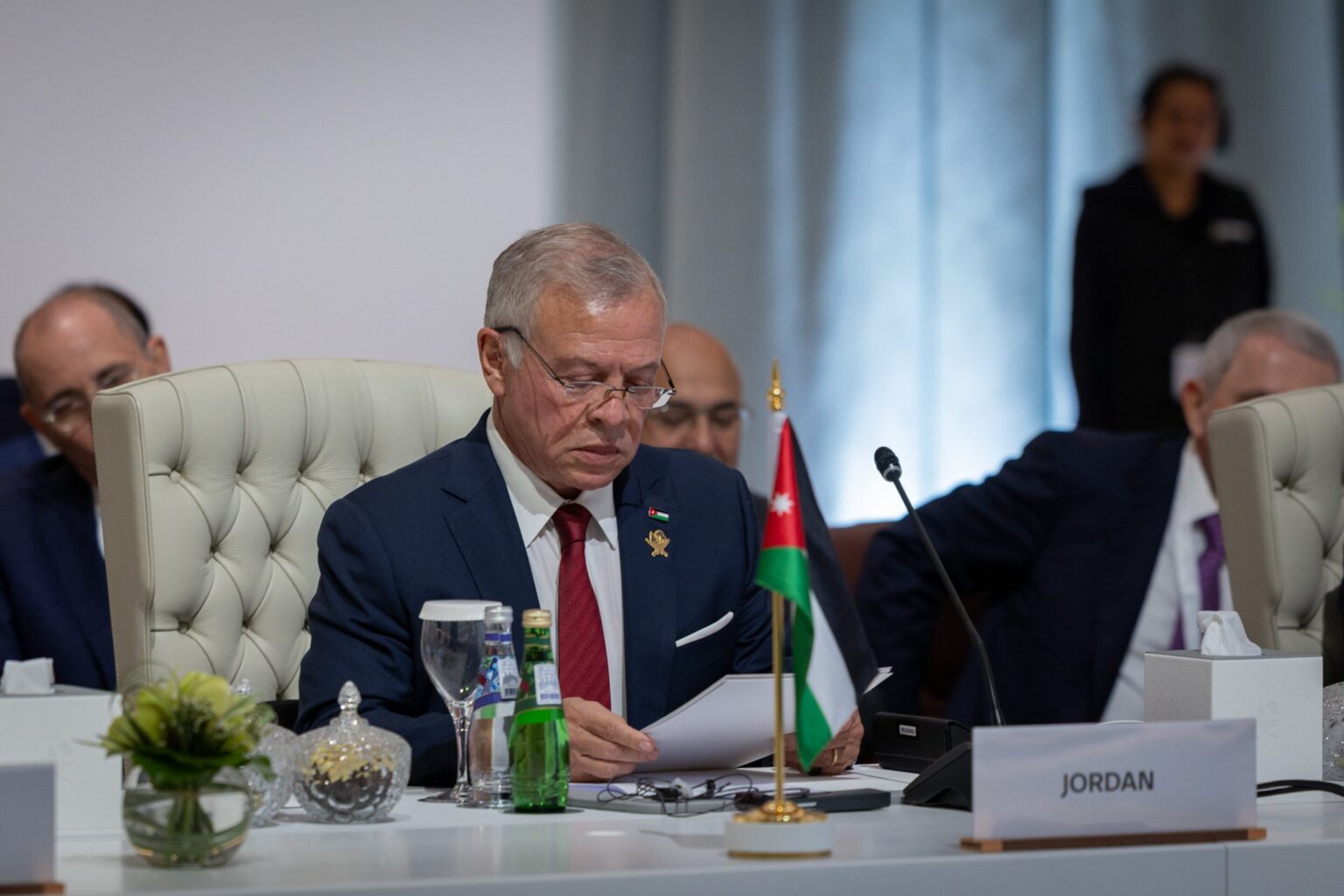 الملك وأمير دولة قطر والرئيس المصري يجرون اتصالا مرئيا مع قادة فرنسا وبريطانيا وكندا