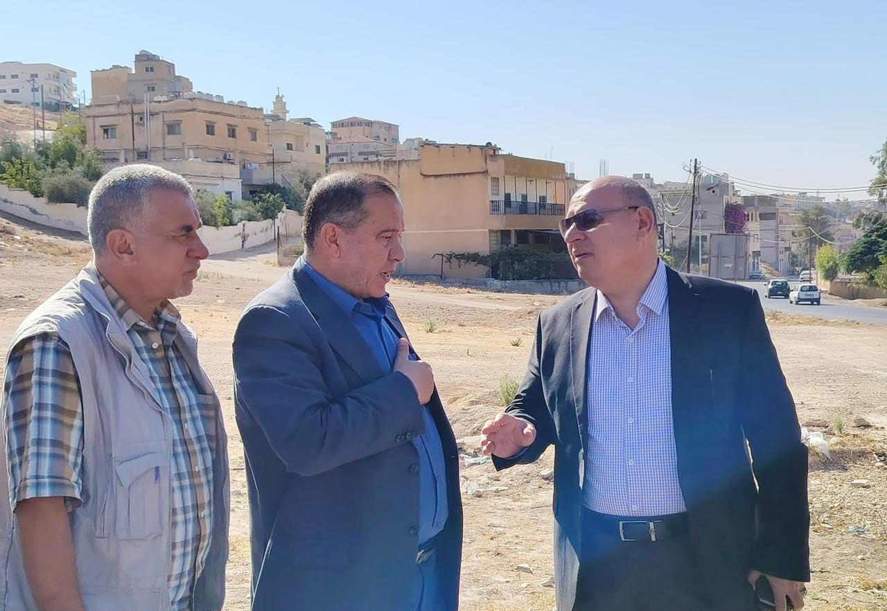 مشاريع تعبيد طرق في جرش لتحسين البنية التحتية مشاريع تعبيد طرق في جرش لتحسين البنية التحتية