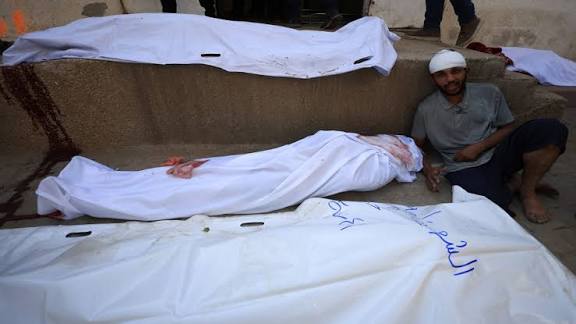 98 شهيدا في غزة خلال الساعات الـ24 الماضية 98 شهيدا في غزة خلال الساعات الـ24 الماضية