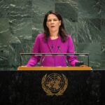 رئيسة الأمم المتحدة: آلاف الأيتام في غزة يحومون بين الركام والأنقاض ويأكلون الرمال ويشربون مياها ملوثة​ 